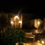 Otel Adamastos 3*