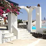 Otel Adamastos