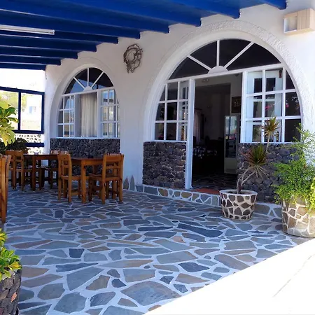 Adamastos 3*