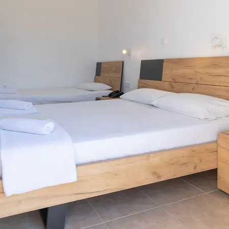 Adamastos 3* Akrotírion