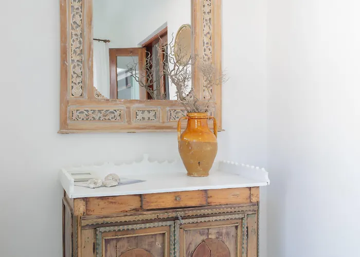 Adamastos 3* Akrotiri (Santorini)