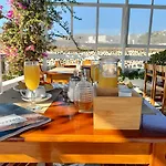 Adamastos 3* Akrotírion