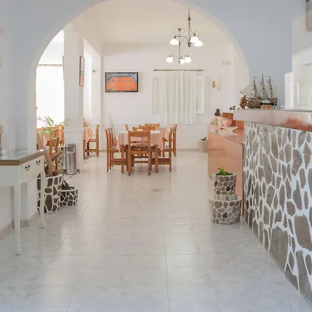 Adamastos ホテル 3*